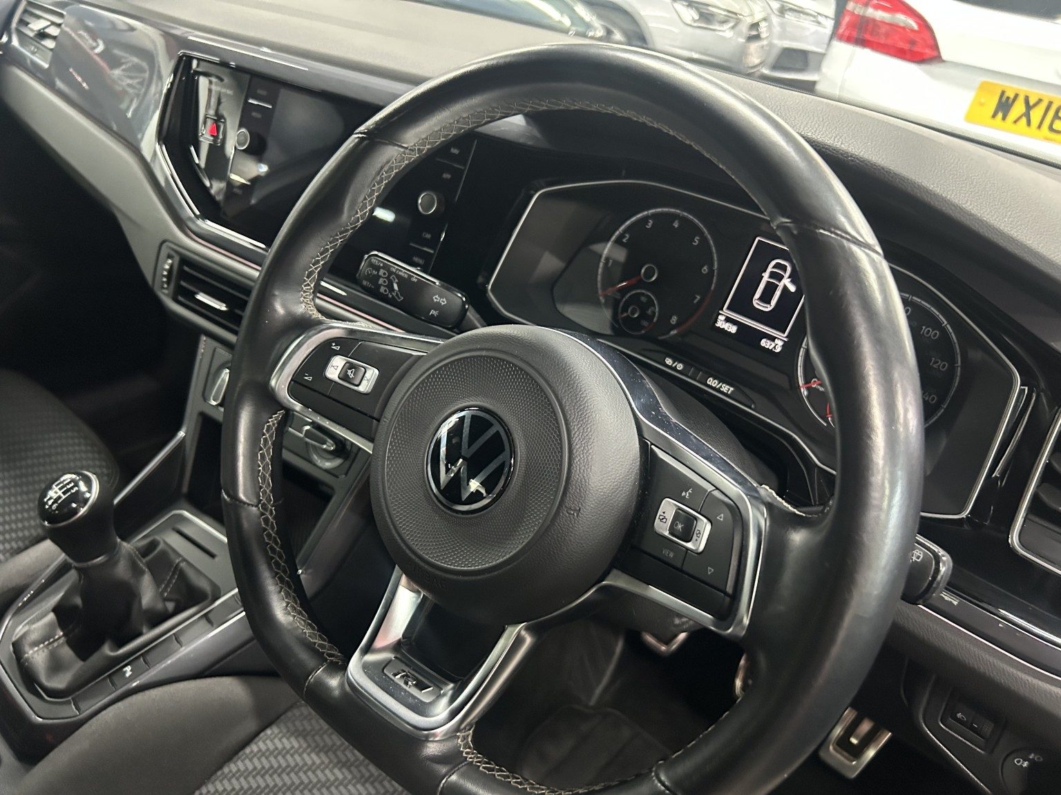 Volkswagen Polo - Image 12