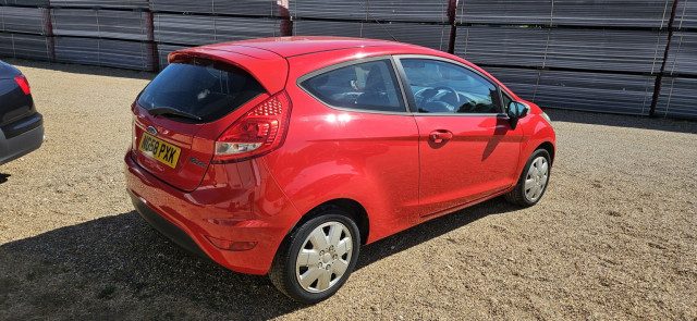 Ford Fiesta - Image 8