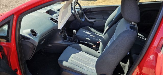 Ford Fiesta - Image 13