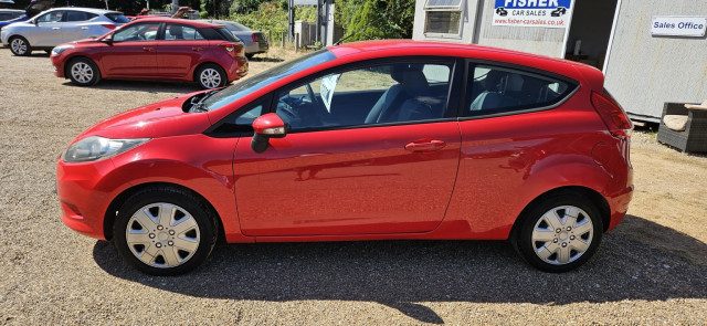 Ford Fiesta - Image 14