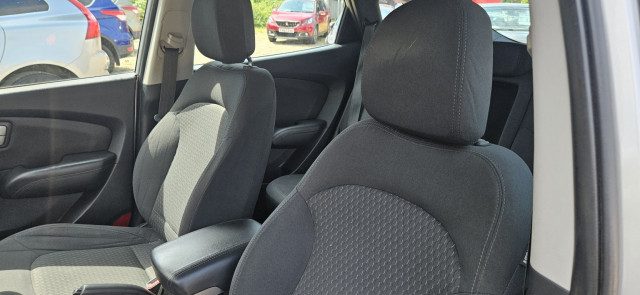 Hyundai Ix35 - Image 13