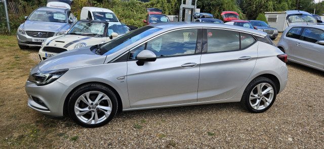 Vauxhall Astra - Image 15