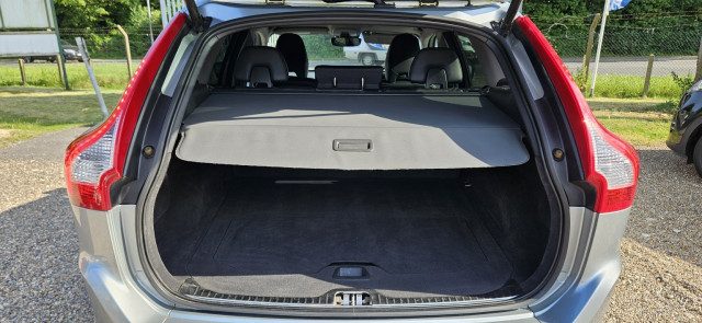 Volvo Xc60 - Image 12