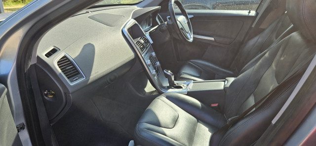 Volvo Xc60 - Image 18