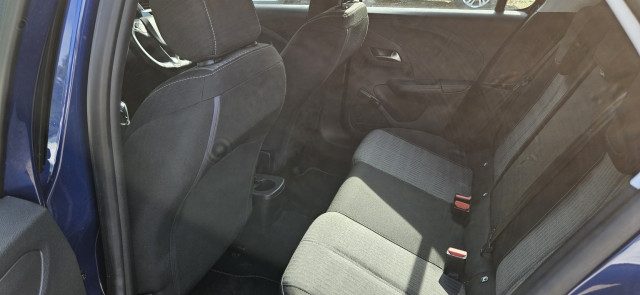 Vauxhall Corsa - Image 12