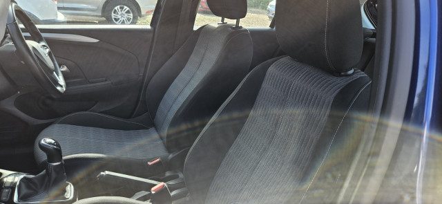 Vauxhall Corsa - Image 13