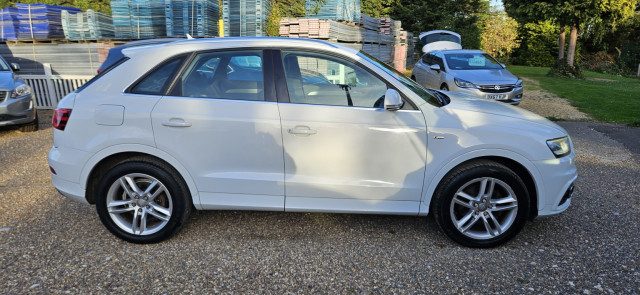 Audi Q3 - Image 4