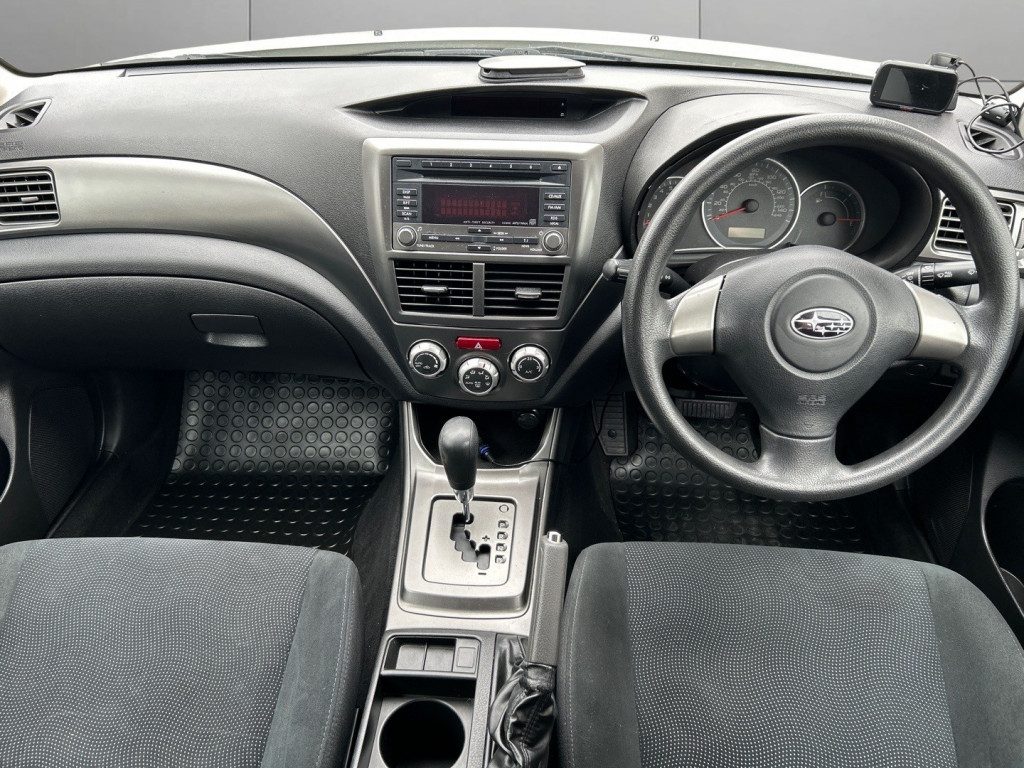 Subaru Impreza - Image 11