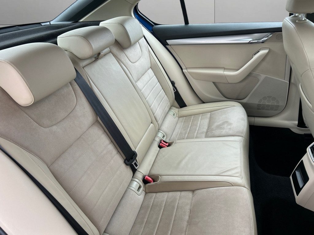 Skoda Octavia - Image 12
