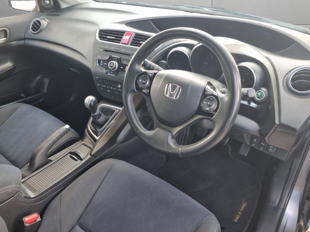 Honda Civic - Image 10