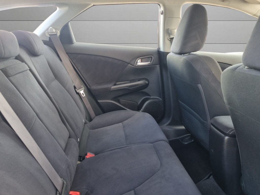 Honda Civic - Image 14