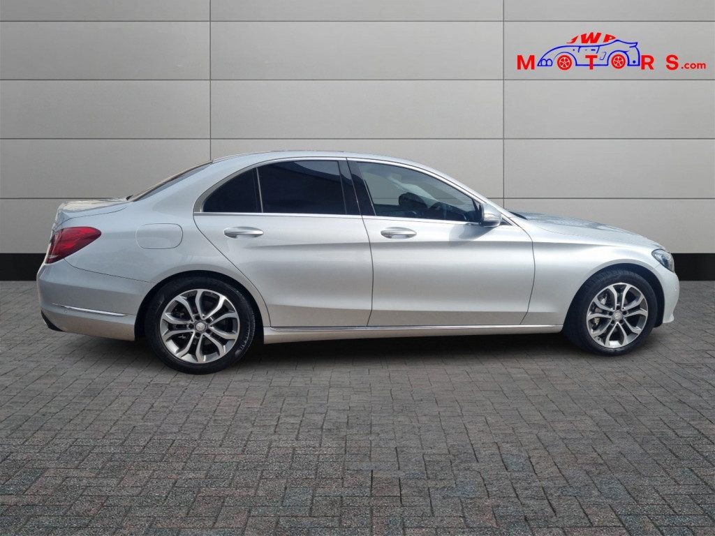 Mercedes-Benz C Class - Image 9