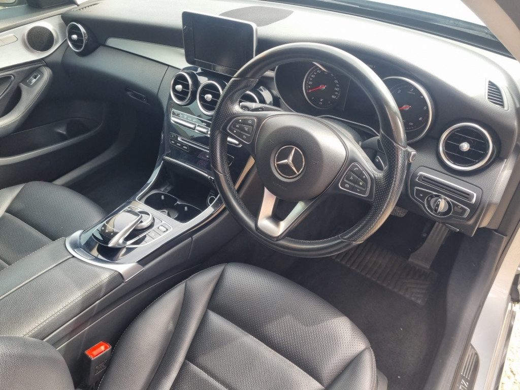 Mercedes-Benz C Class - Image 10