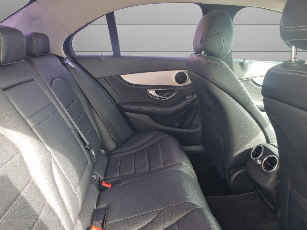 Mercedes-Benz C Class - Image 12