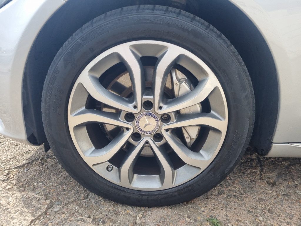 Mercedes-Benz C Class - Image 15