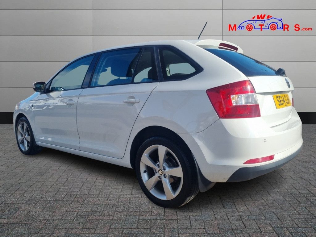 Skoda Rapid Spaceback - Image 6