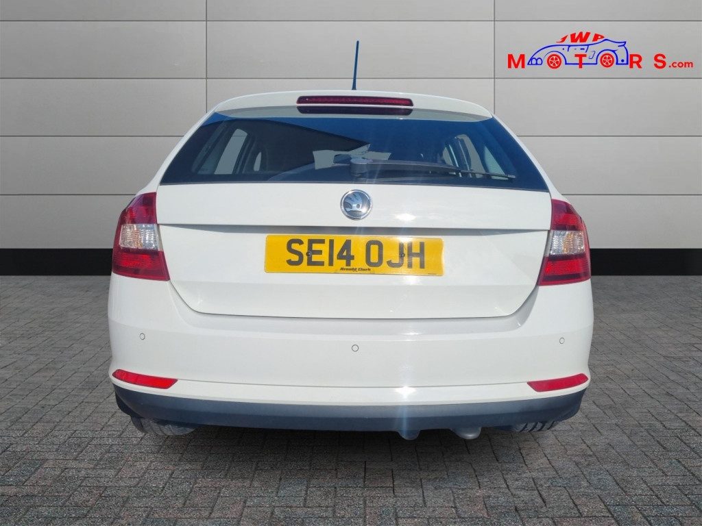 Skoda Rapid Spaceback - Image 7