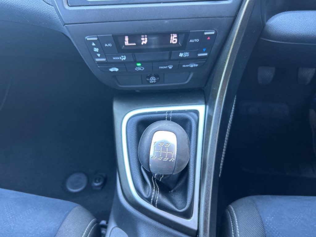 Honda Civic - Image 18