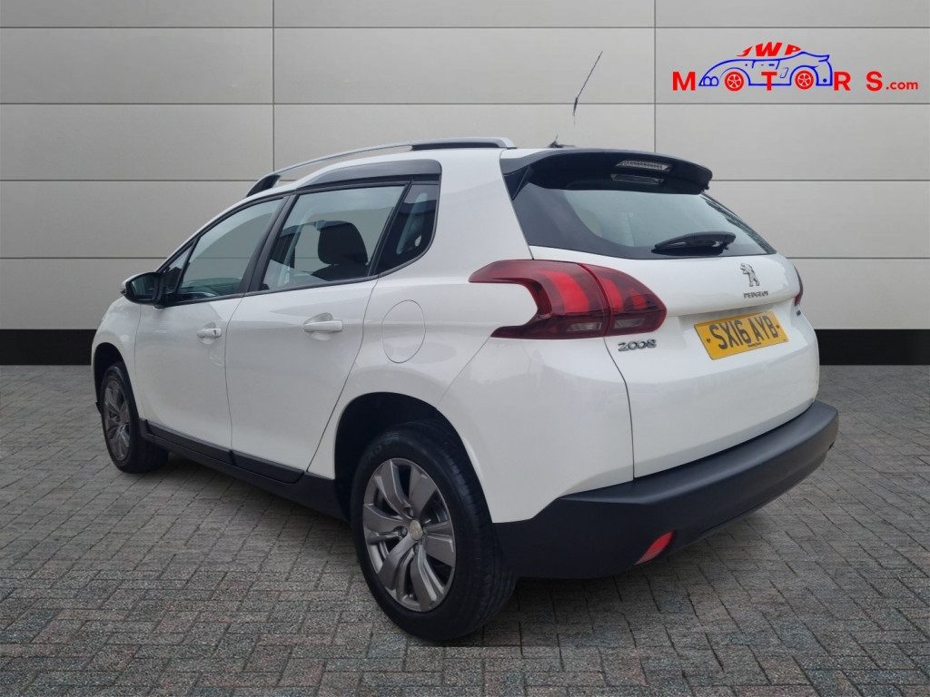 Peugeot 2008 - Image 6