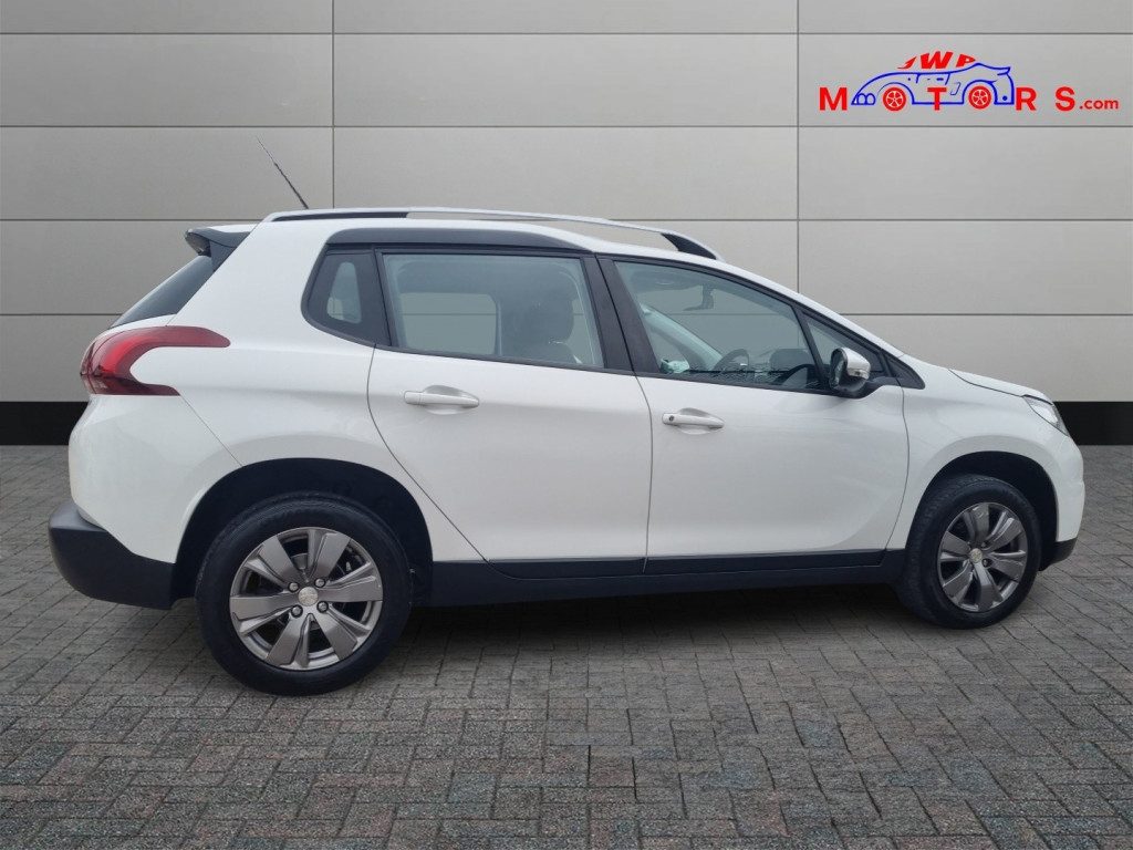Peugeot 2008 - Image 9