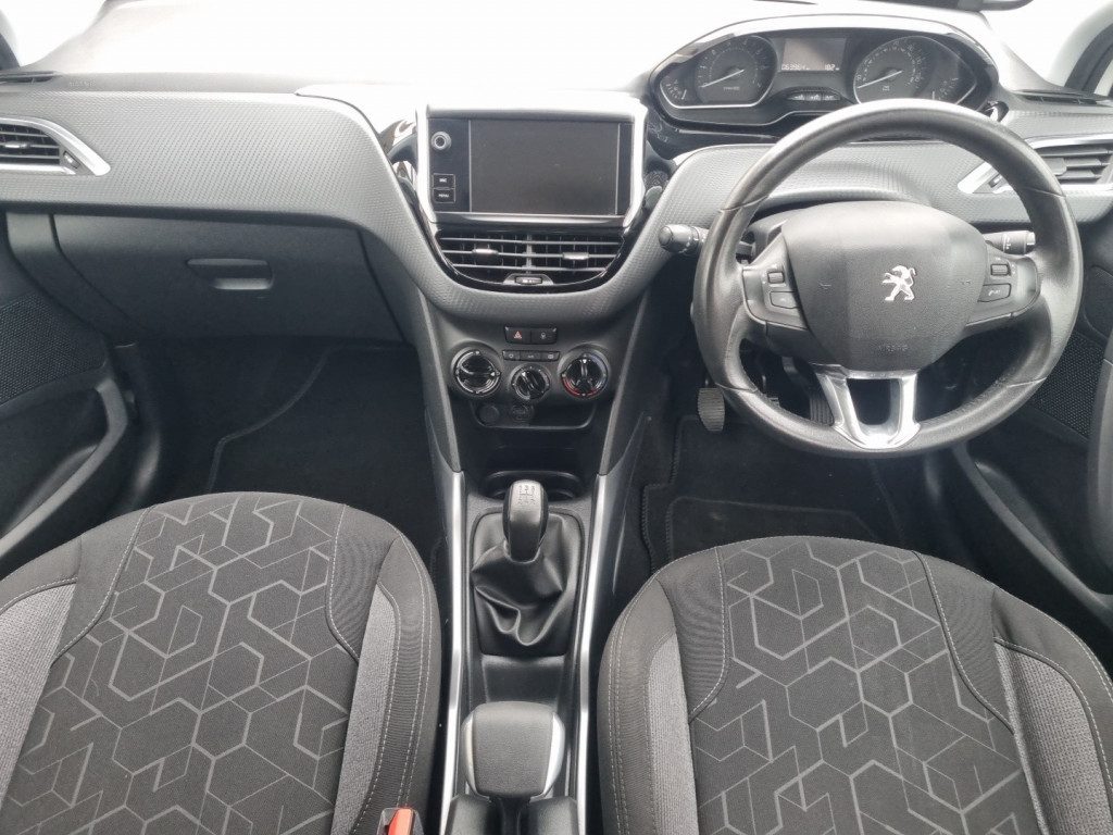 Peugeot 2008 - Image 11