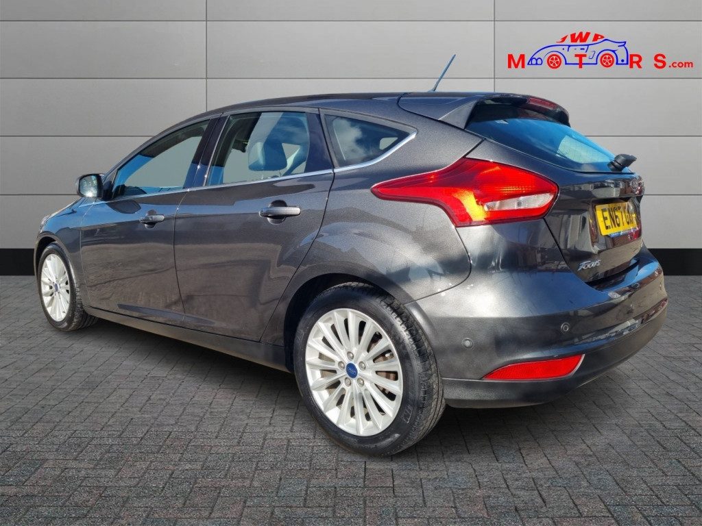 Ford Focus - Image 6