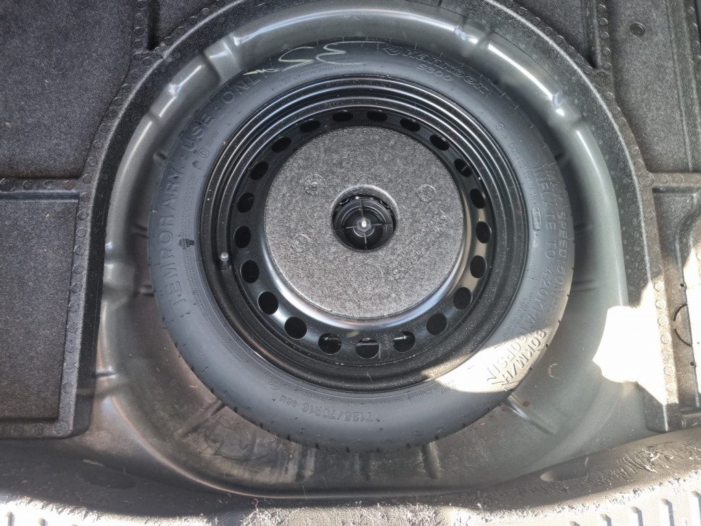 Ford Focus - Image 19