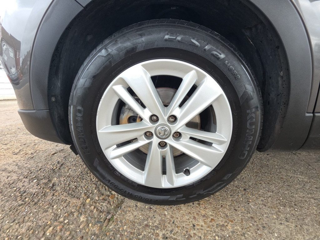Vauxhall Grandland X - Image 15