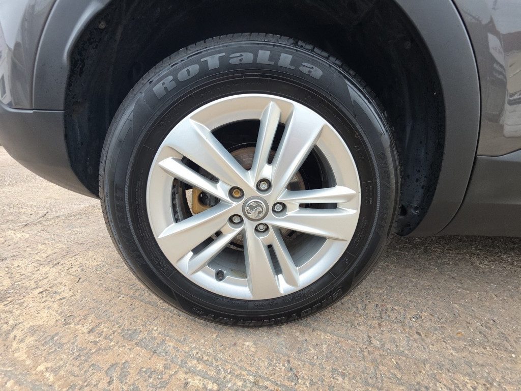 Vauxhall Grandland X - Image 18
