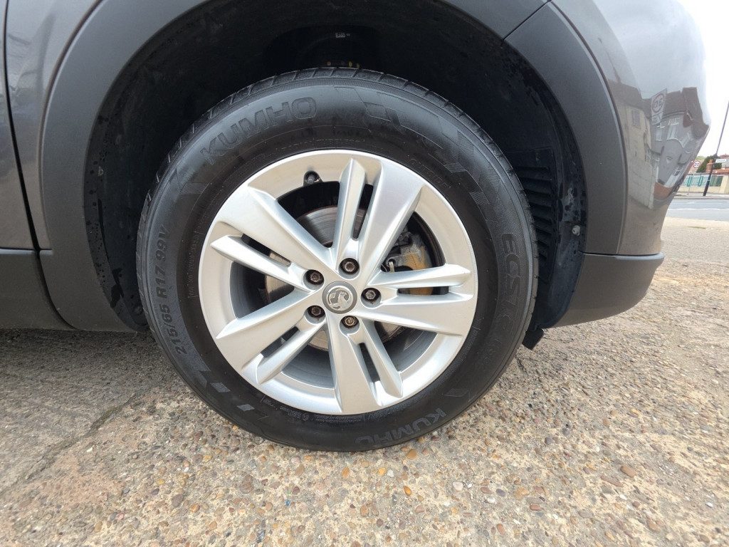 Vauxhall Grandland X - Image 19