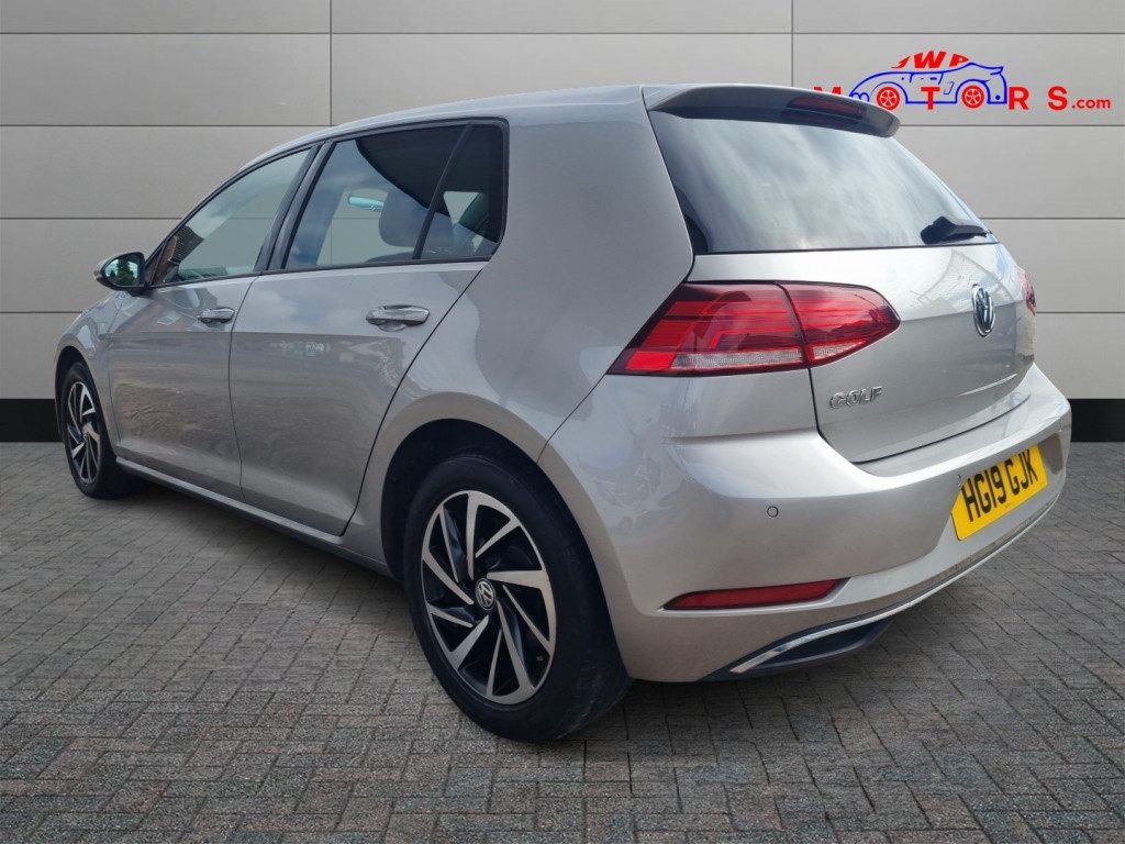 Volkswagen Golf - Image 6