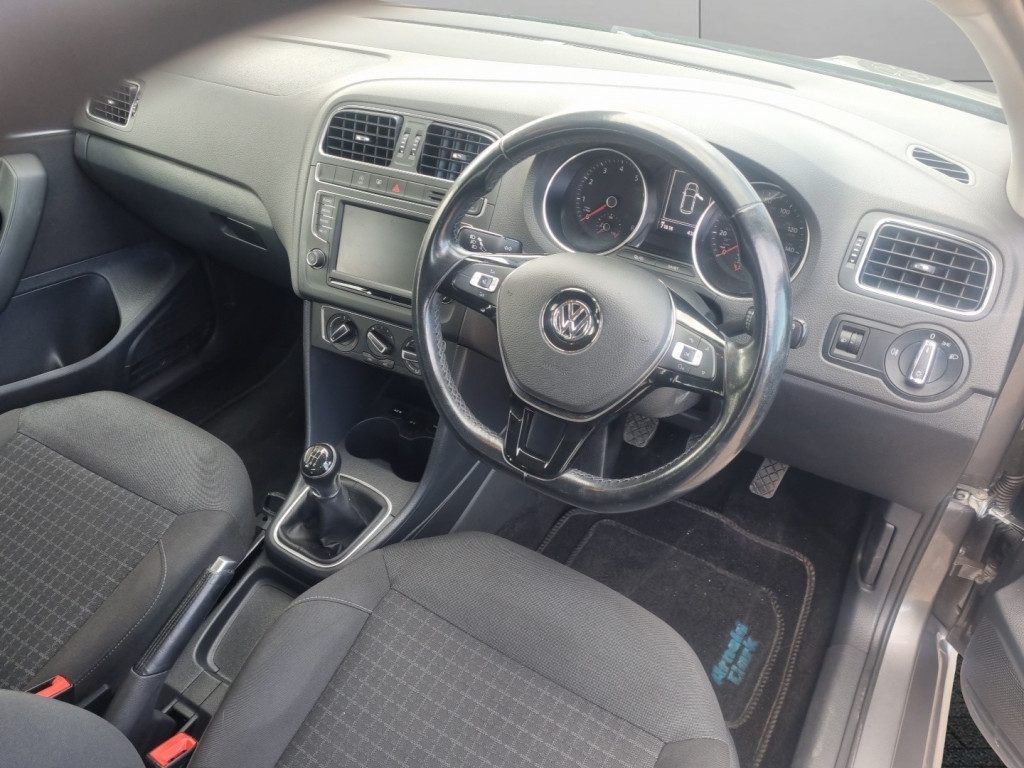 Volkswagen Polo - Image 10