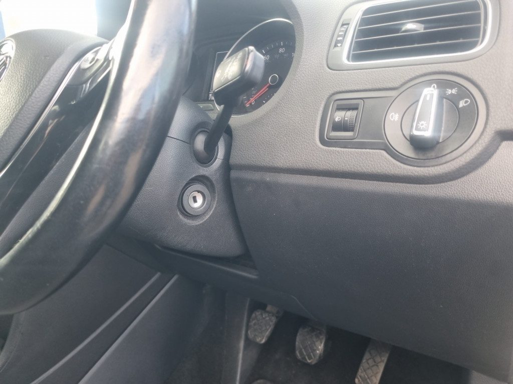 Volkswagen Polo - Image 20