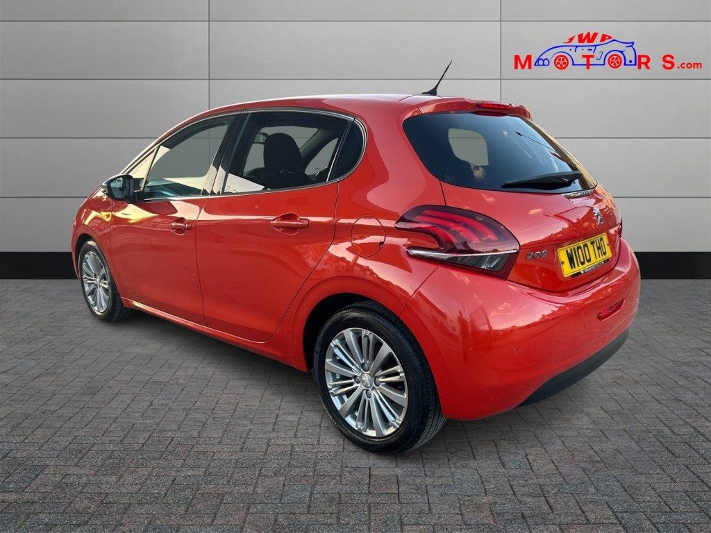 Peugeot 208 - Image 6