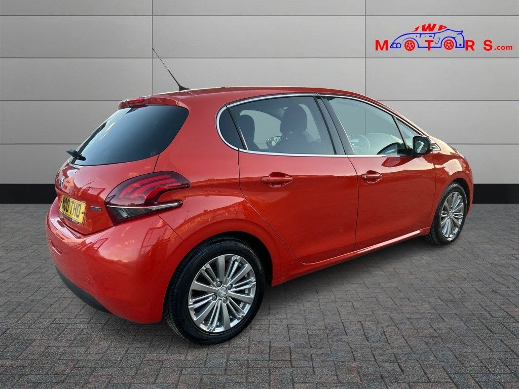 Peugeot 208 - Image 8