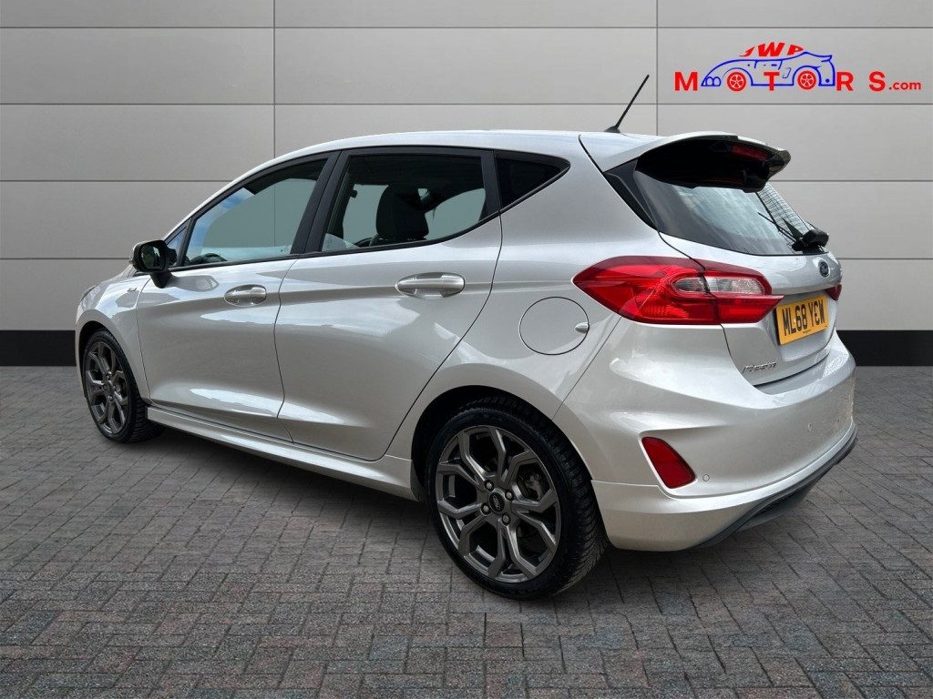 Ford Fiesta - Image 6