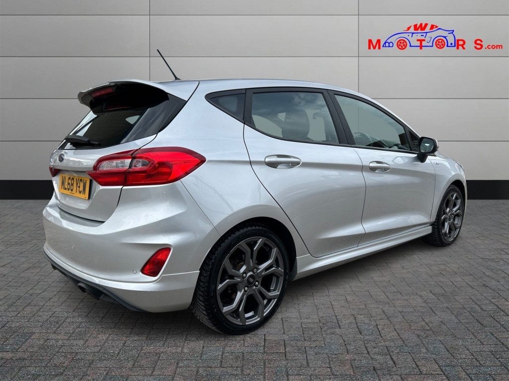 Ford Fiesta - Image 8