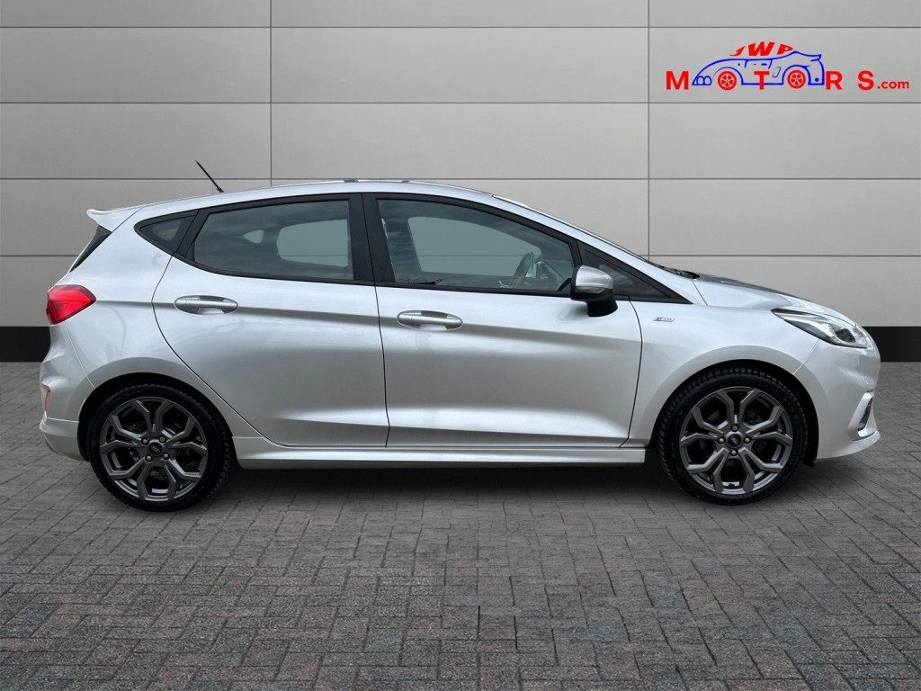 Ford Fiesta - Image 9