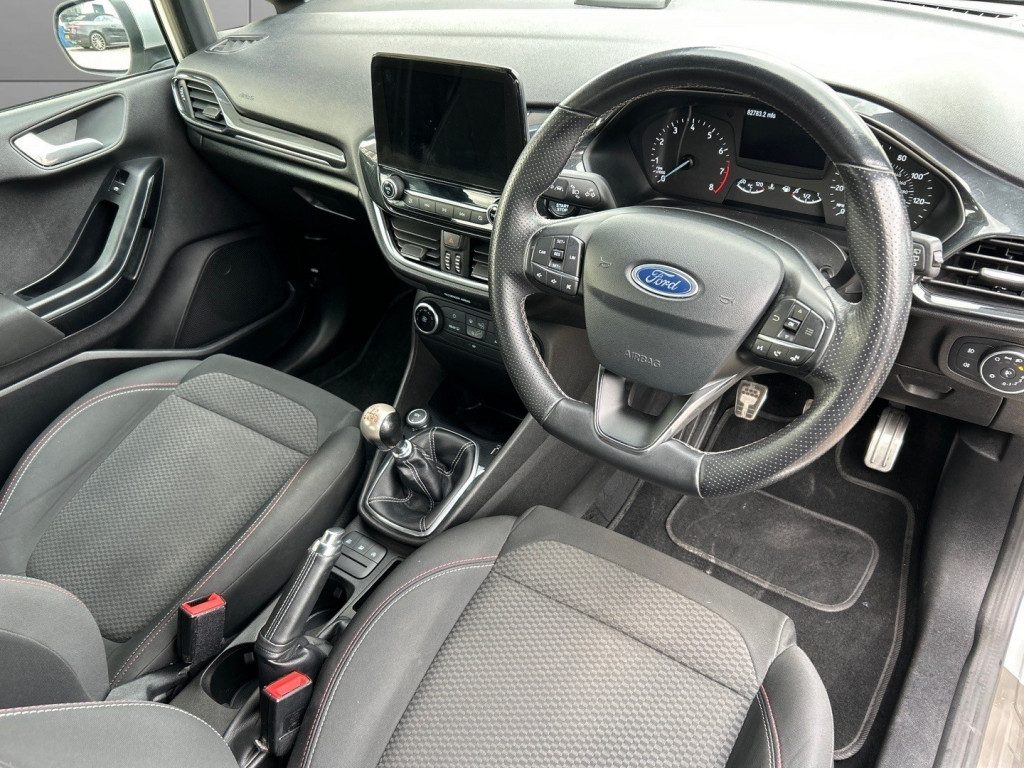 Ford Fiesta - Image 10
