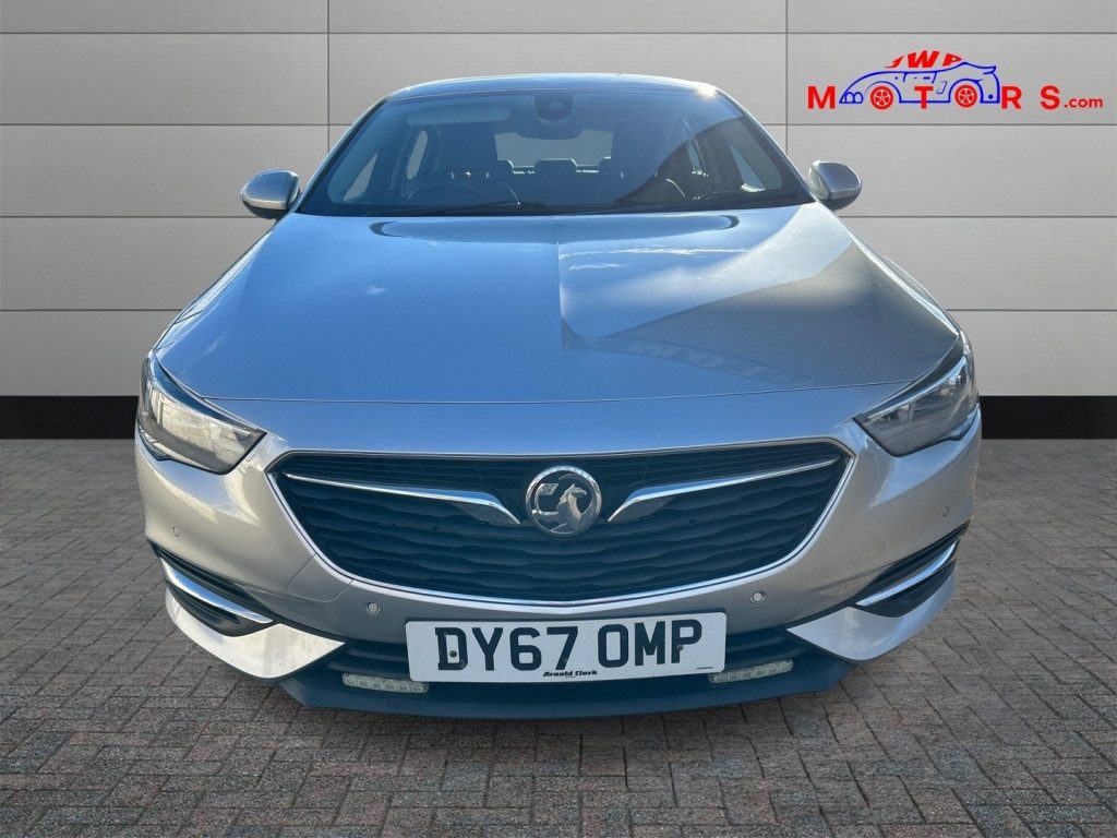 Vauxhall Insignia - Image 3