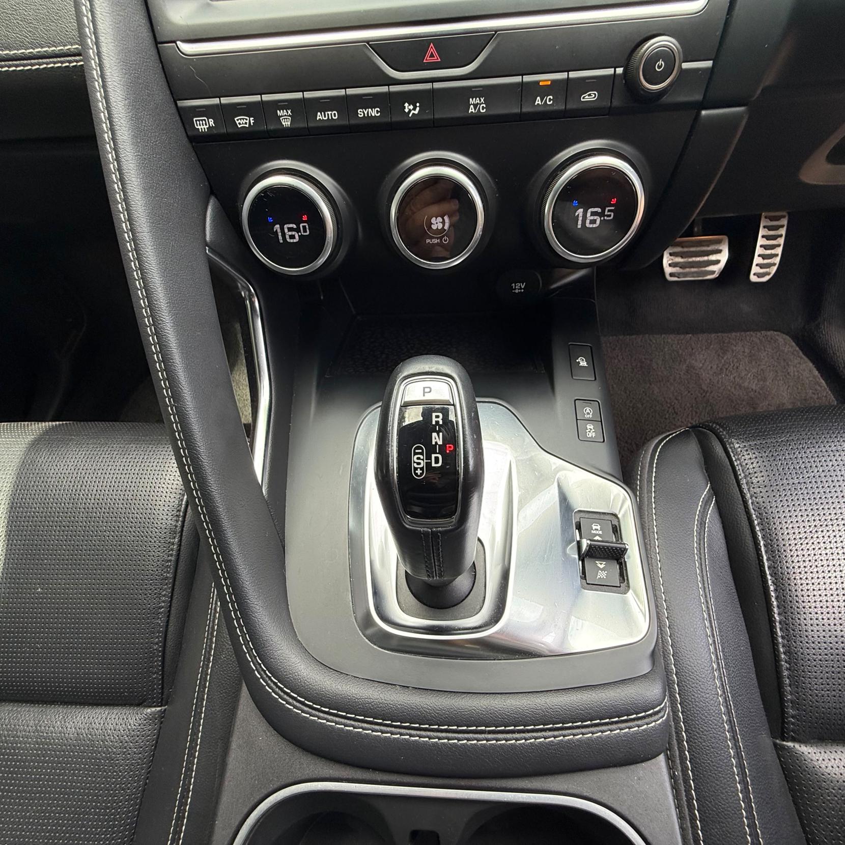 Jaguar E-PACE - Image 15