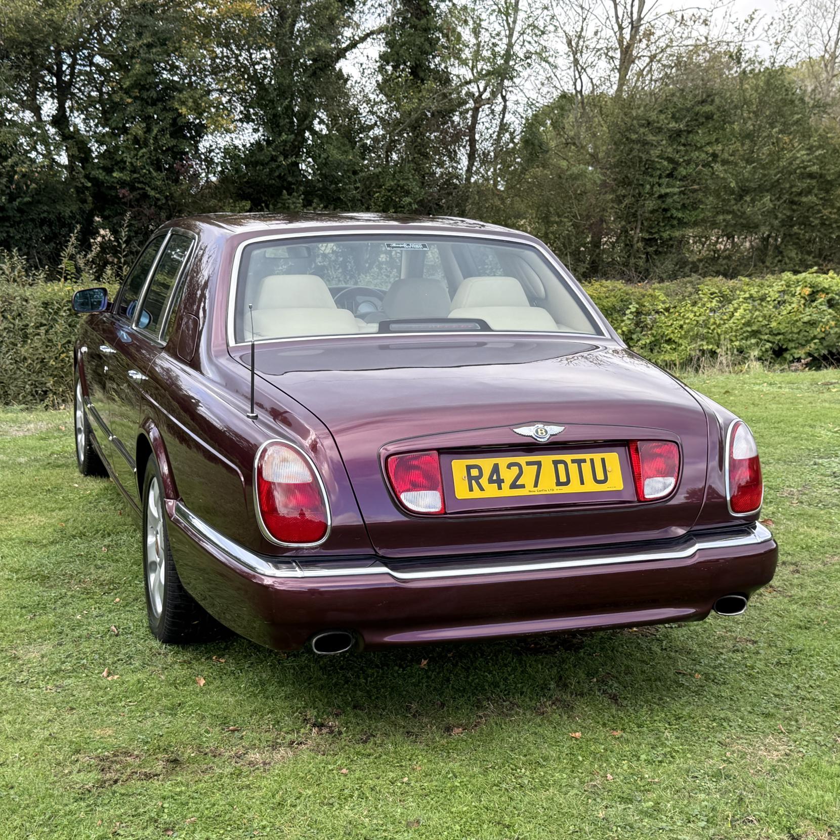 Bentley Arnage - Image 11
