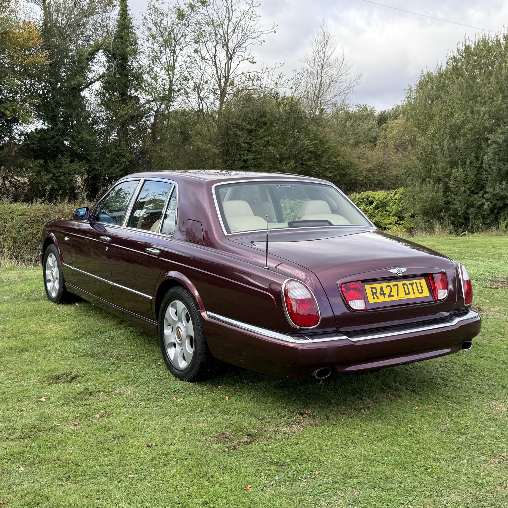 Bentley Arnage - Image 12