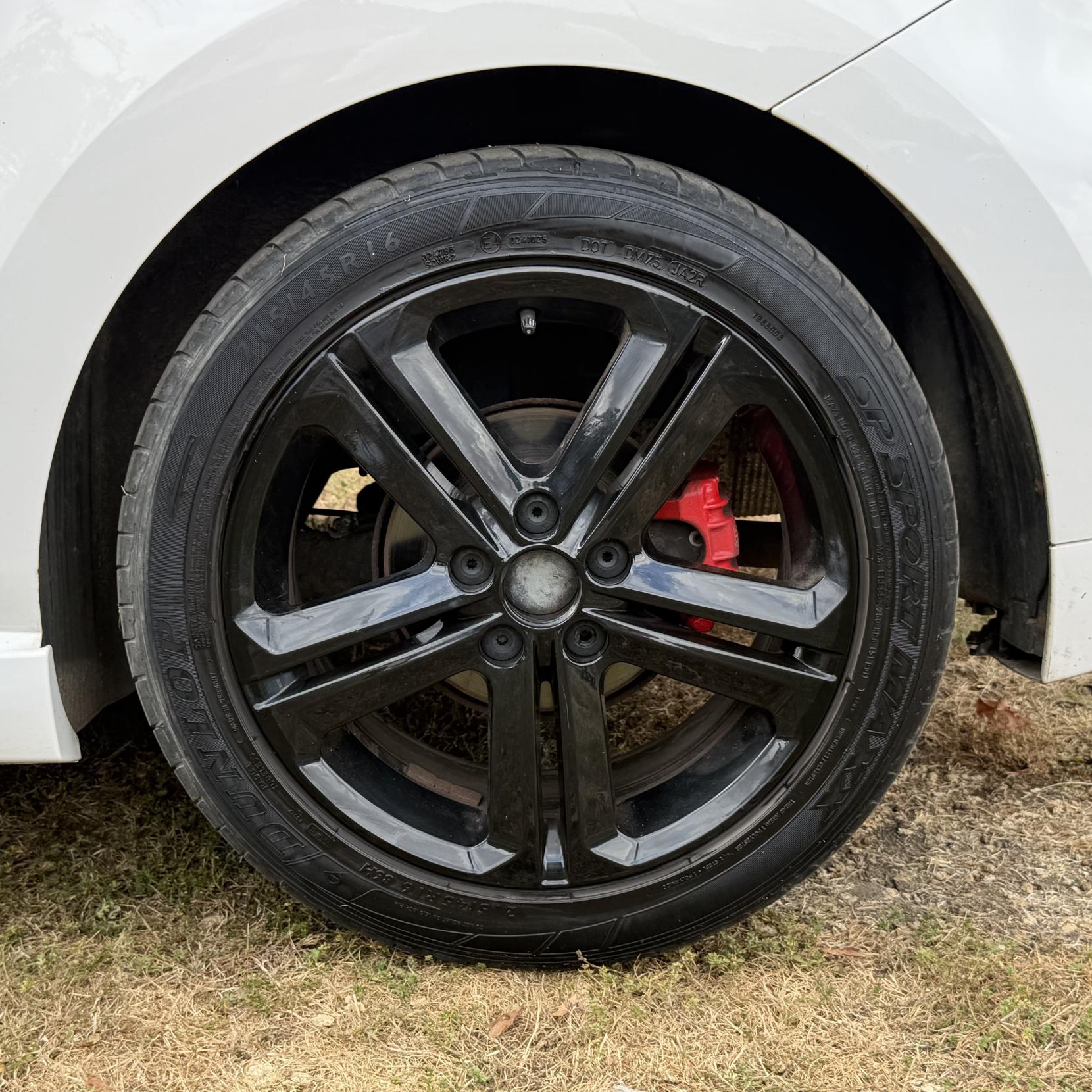 Volkswagen Polo - Image 13