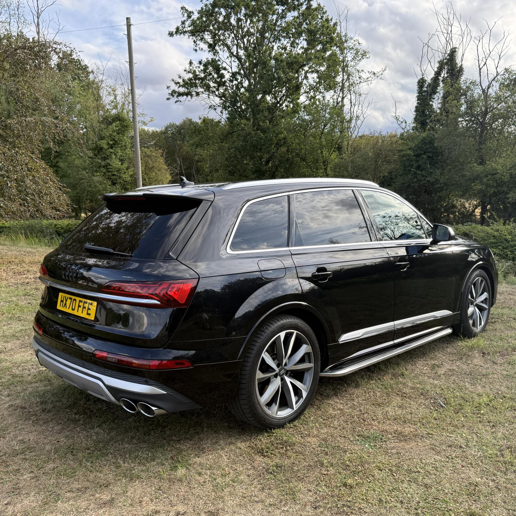 Audi SQ7 - Image 2