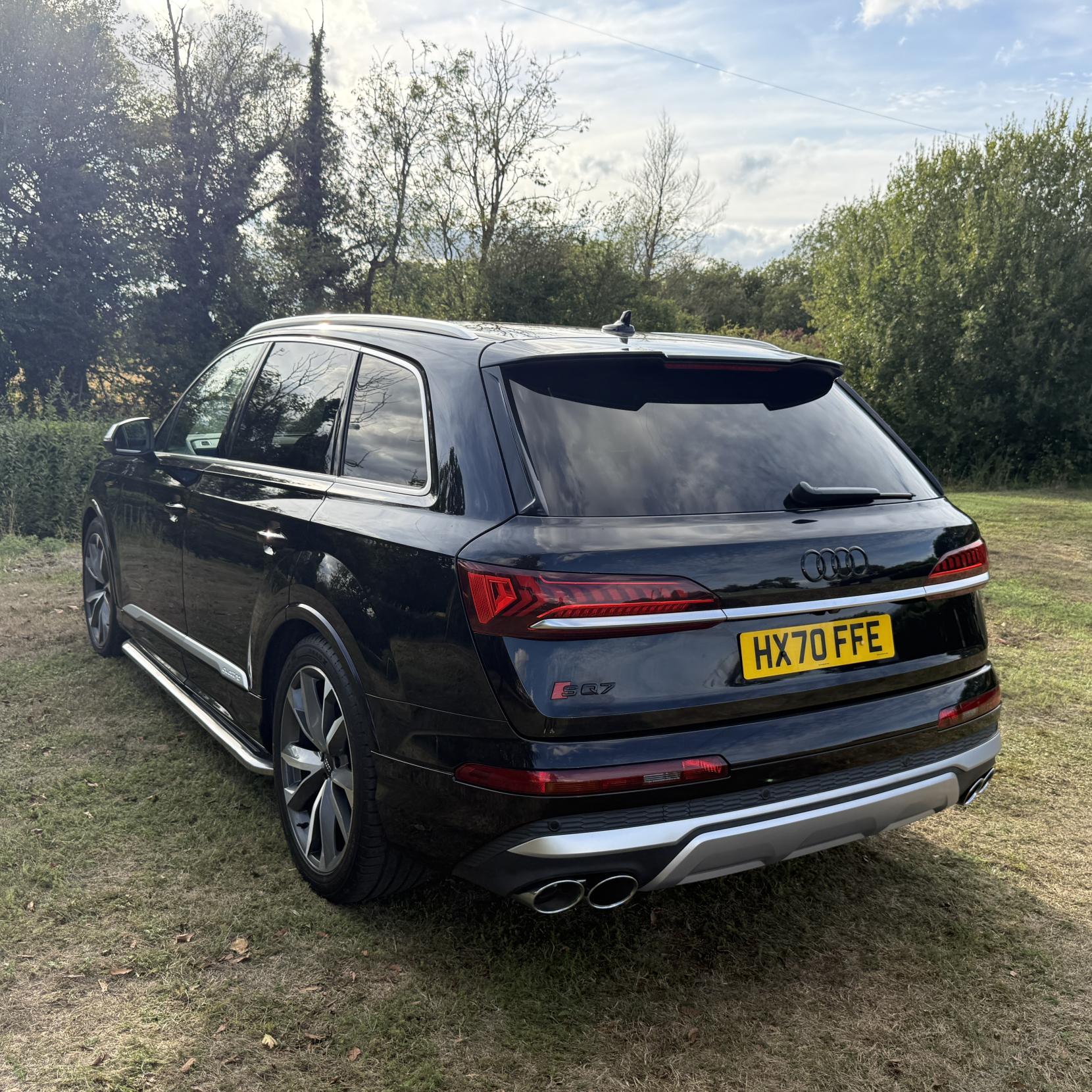 Audi SQ7 - Image 9