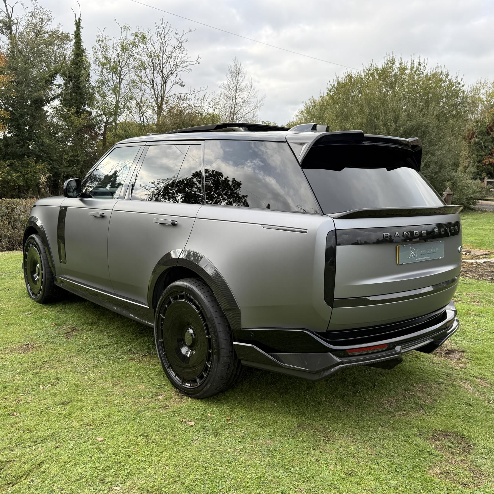 Land Rover Range Rover - Image 11