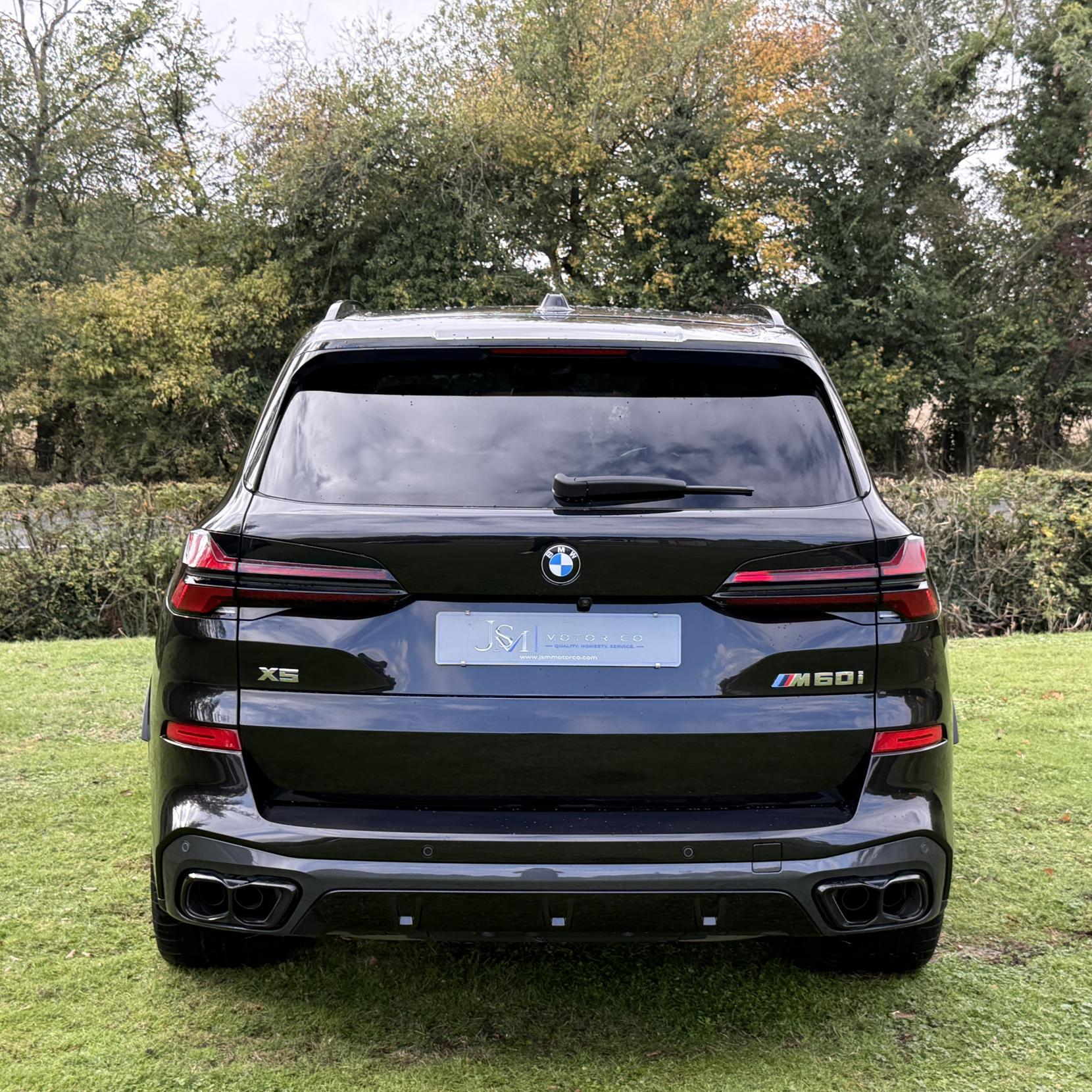 Bmw X5 - Image 14