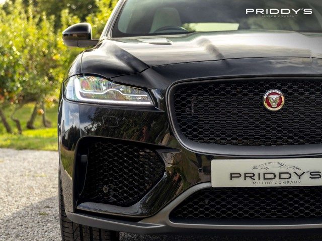 Jaguar F-Pace - Image 11