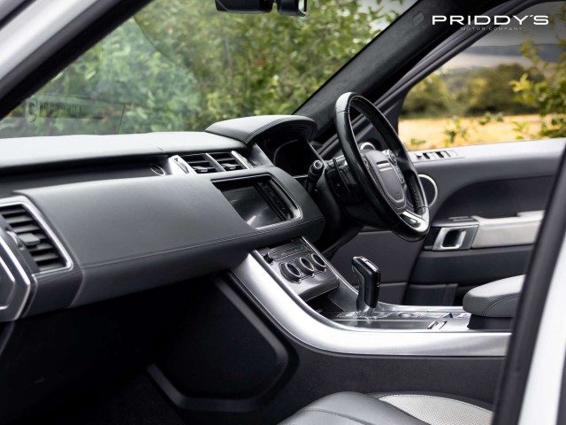 Land Rover Range Rover Sport - Image 7